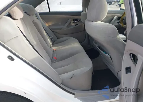 2008 Toyota Camry Le z USA, uszkodzony, nr VIN 4T4BE46K18R046596